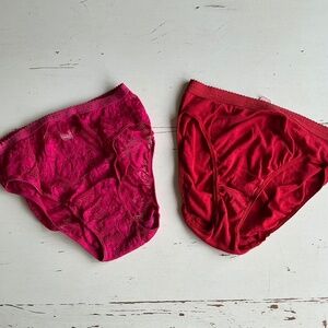 2 Pair Vintage Victoria’s Secret red laced & Cotton high waist panties SZ Medium